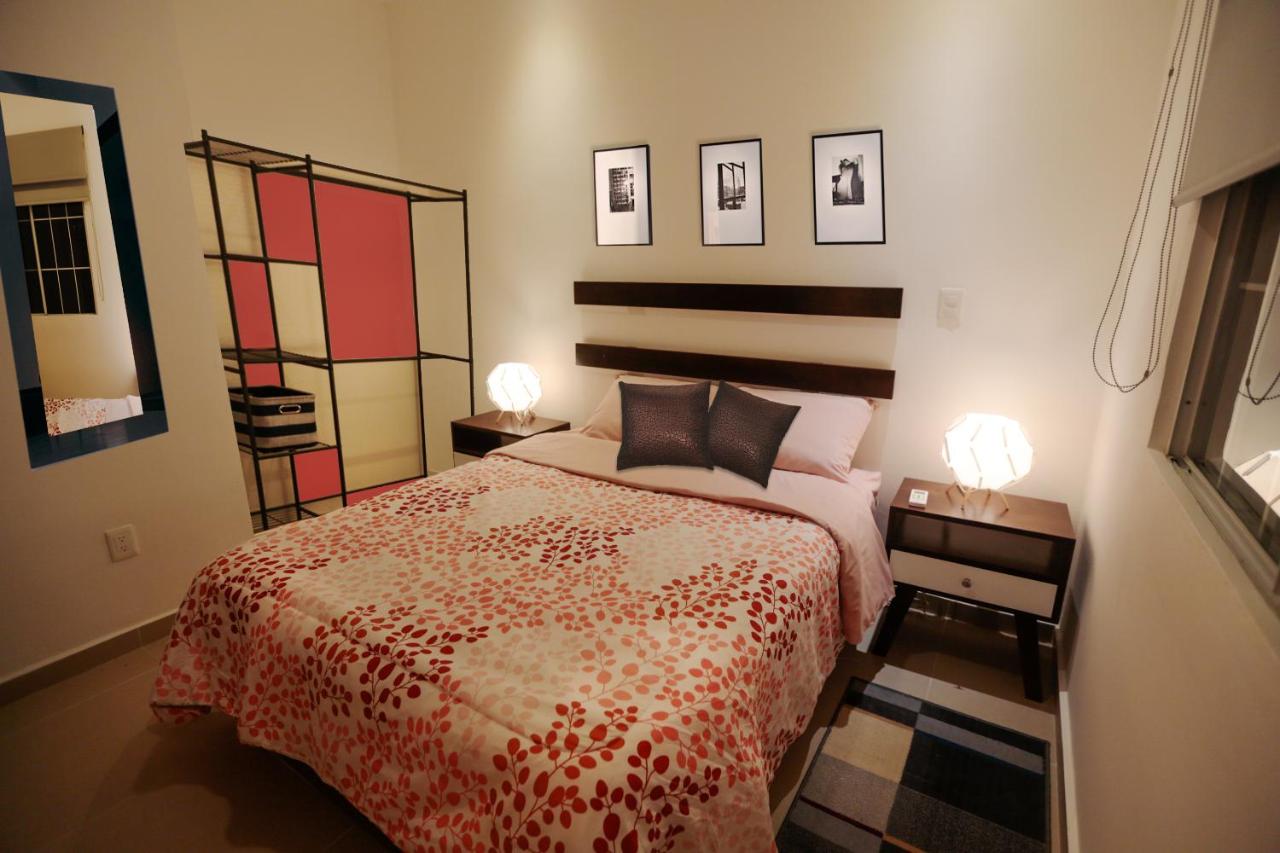 Casa Rosa Smart House - Bed and Breakfast Playa del Carmen