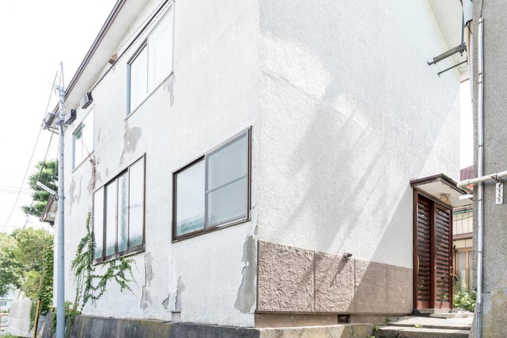 Rustic Modern House in Hakodate - B&B
