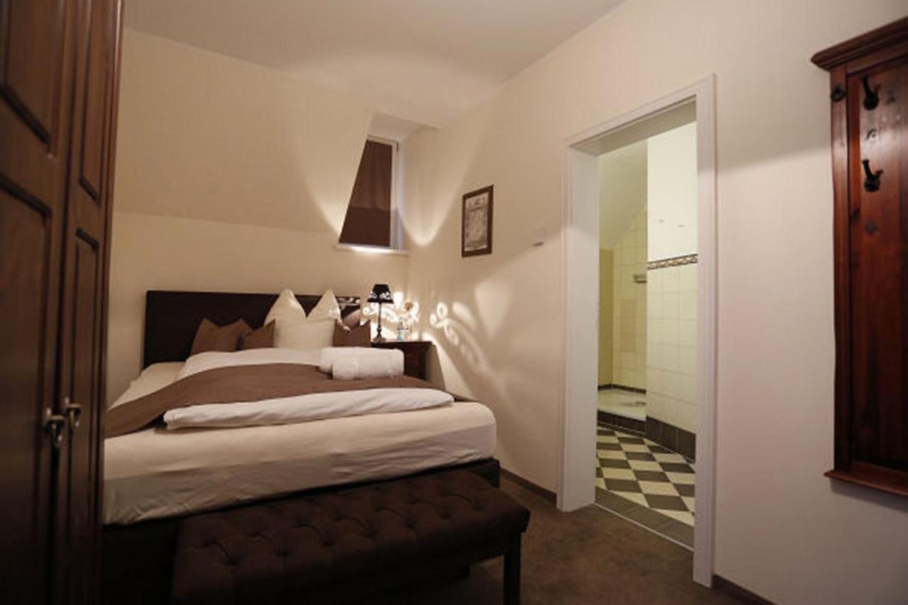 Camera Singola con Bagno Privato