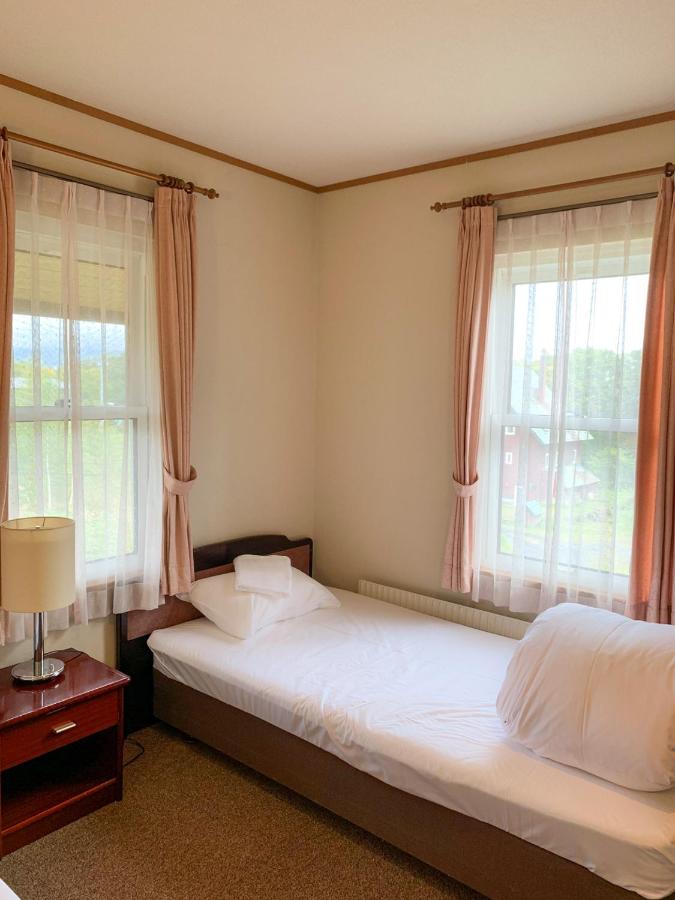 Double or Twin Room with Private Bathroom