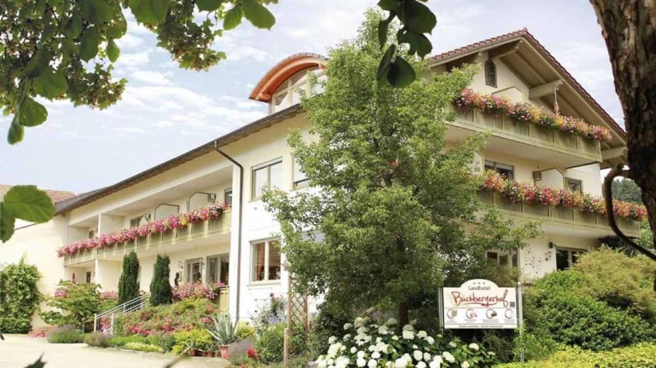 B&B Grafenwiesen - Landhotel Buchbergerhof - Bed and Breakfast Grafenwiesen