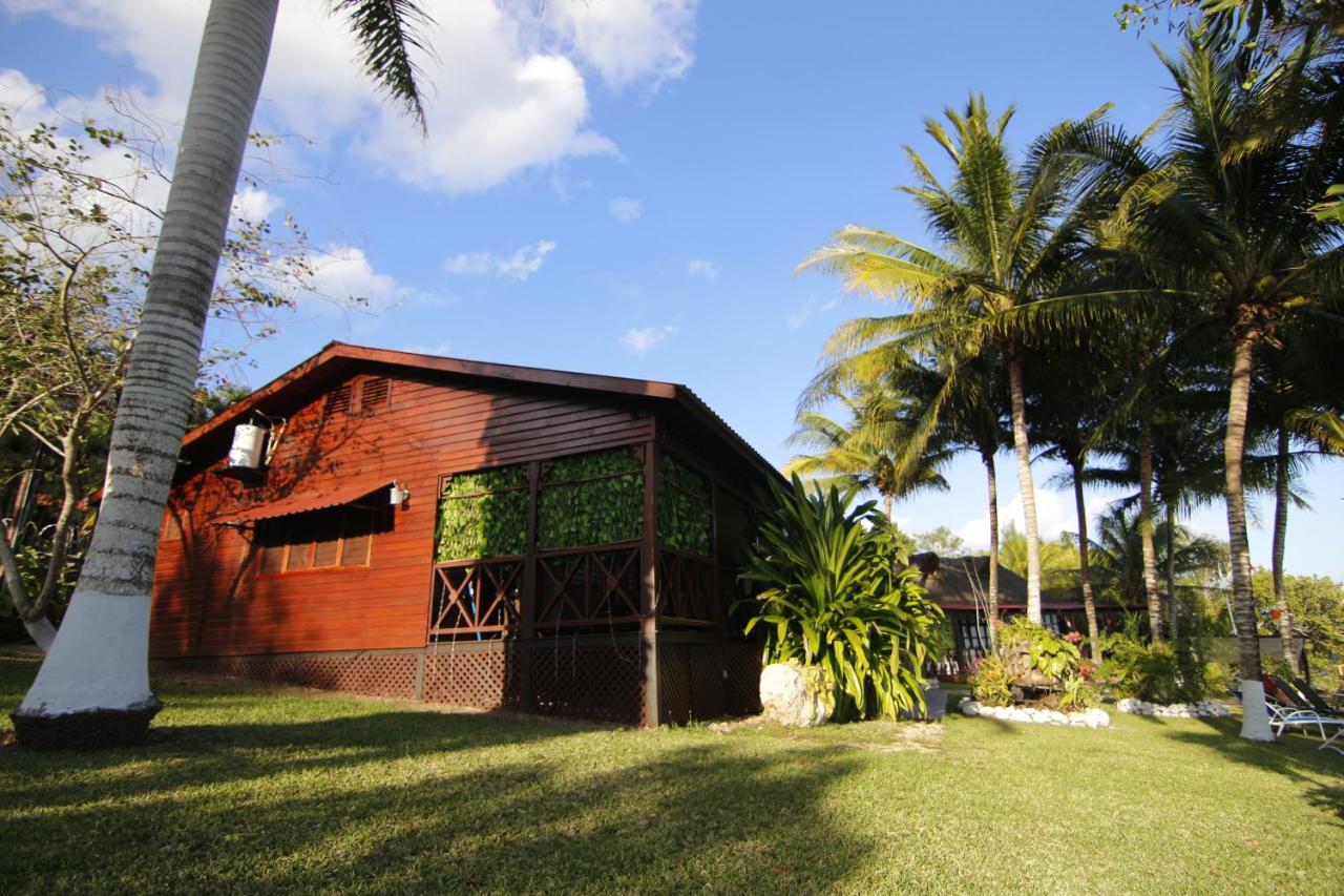 Coras Place Bacalar Lagoon front - B&B