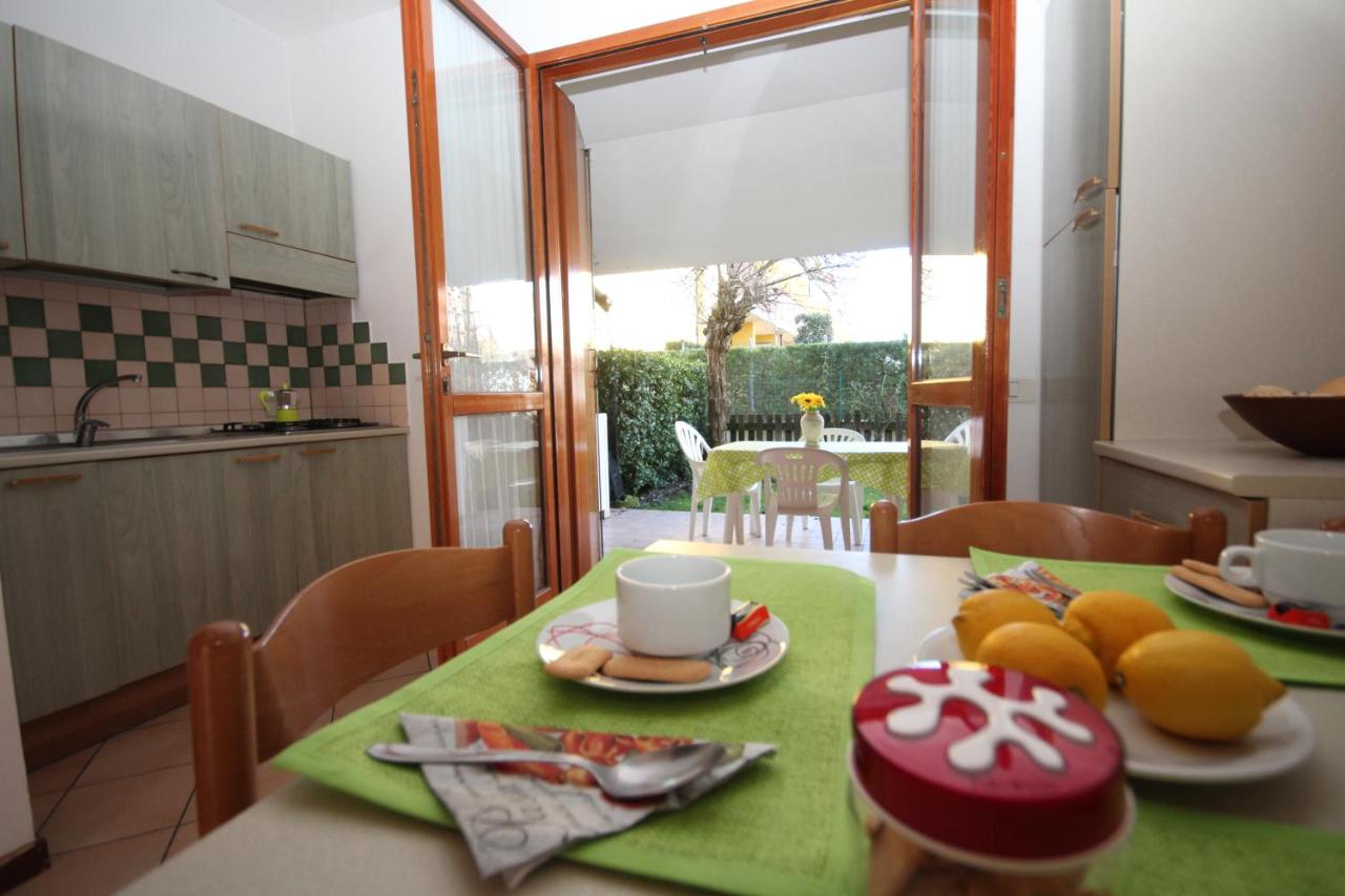 B&B Rosolina Mare - Villaggio Adriatico villetta a schiera 02 - Bed and Breakfast Rosolina Mare