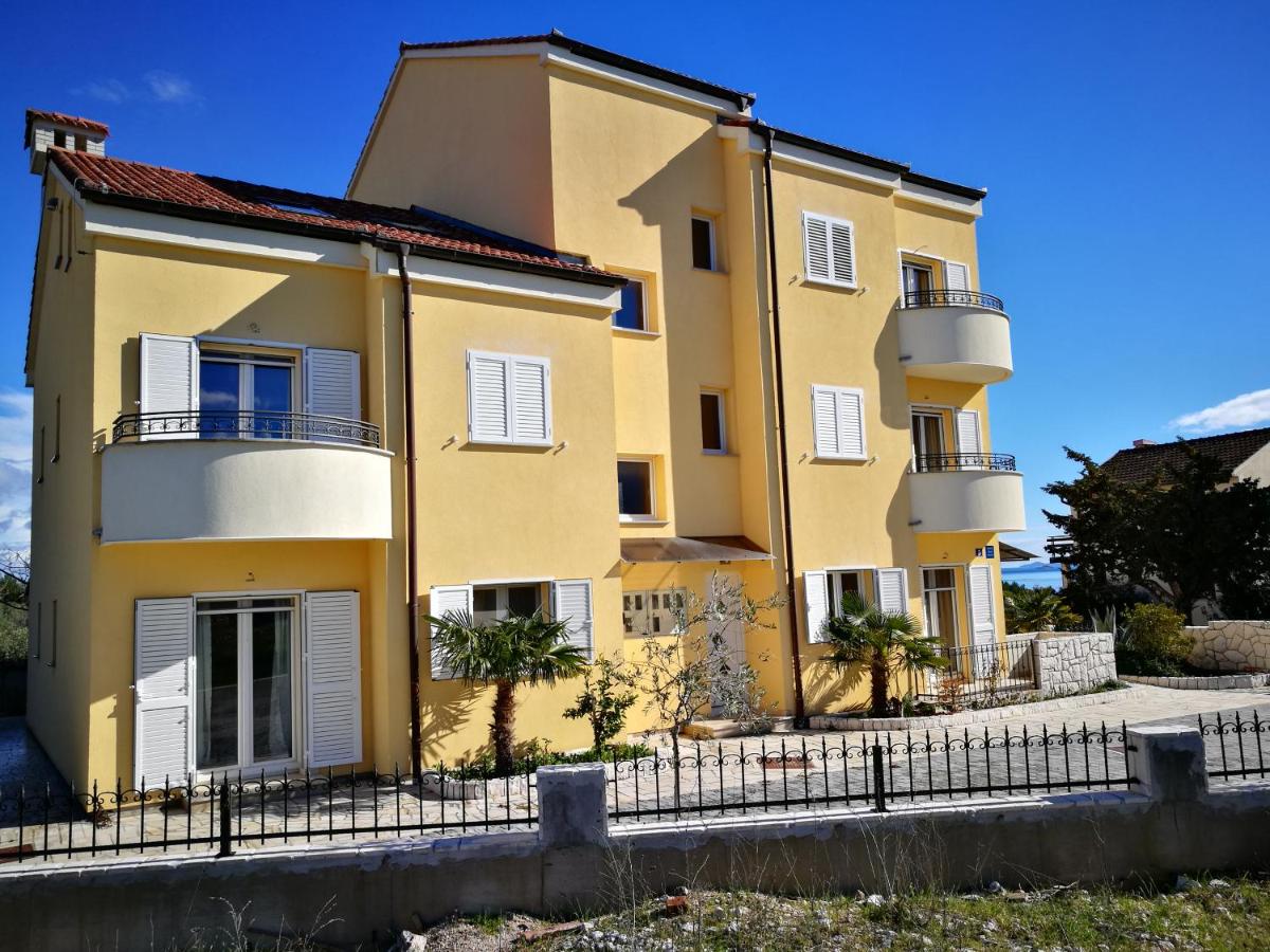 Apartments Kovačićek 5 - B&B Biograd na Moru