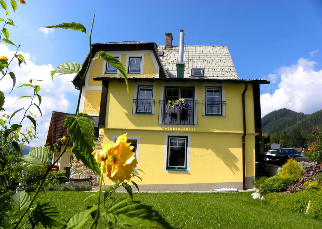 B&B Semmering - Landhaus Semmering - Bed and Breakfast Semmering