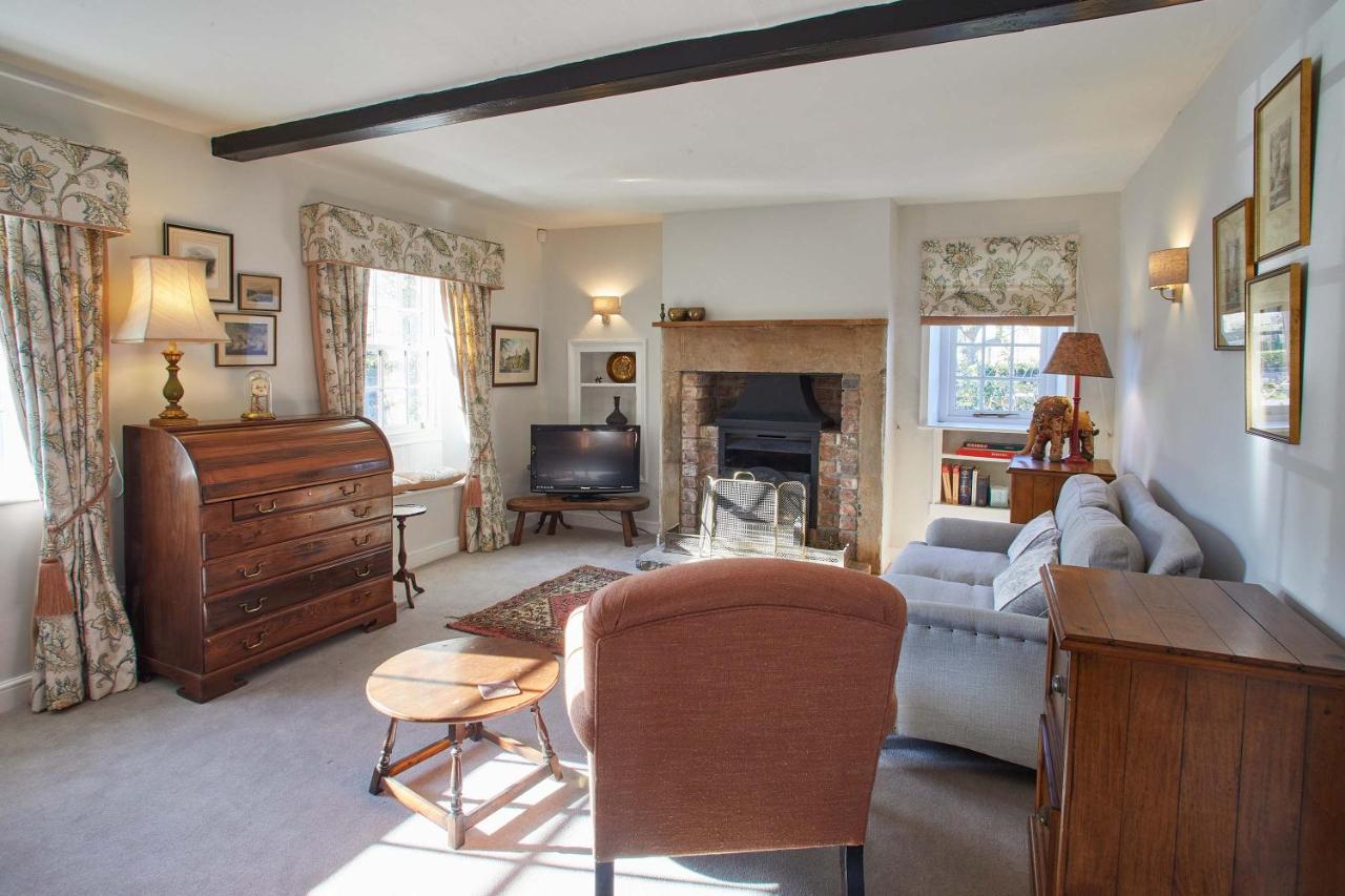 B&B Harrogate - Host & Stay - Tithe Cottage - Bed and Breakfast Harrogate