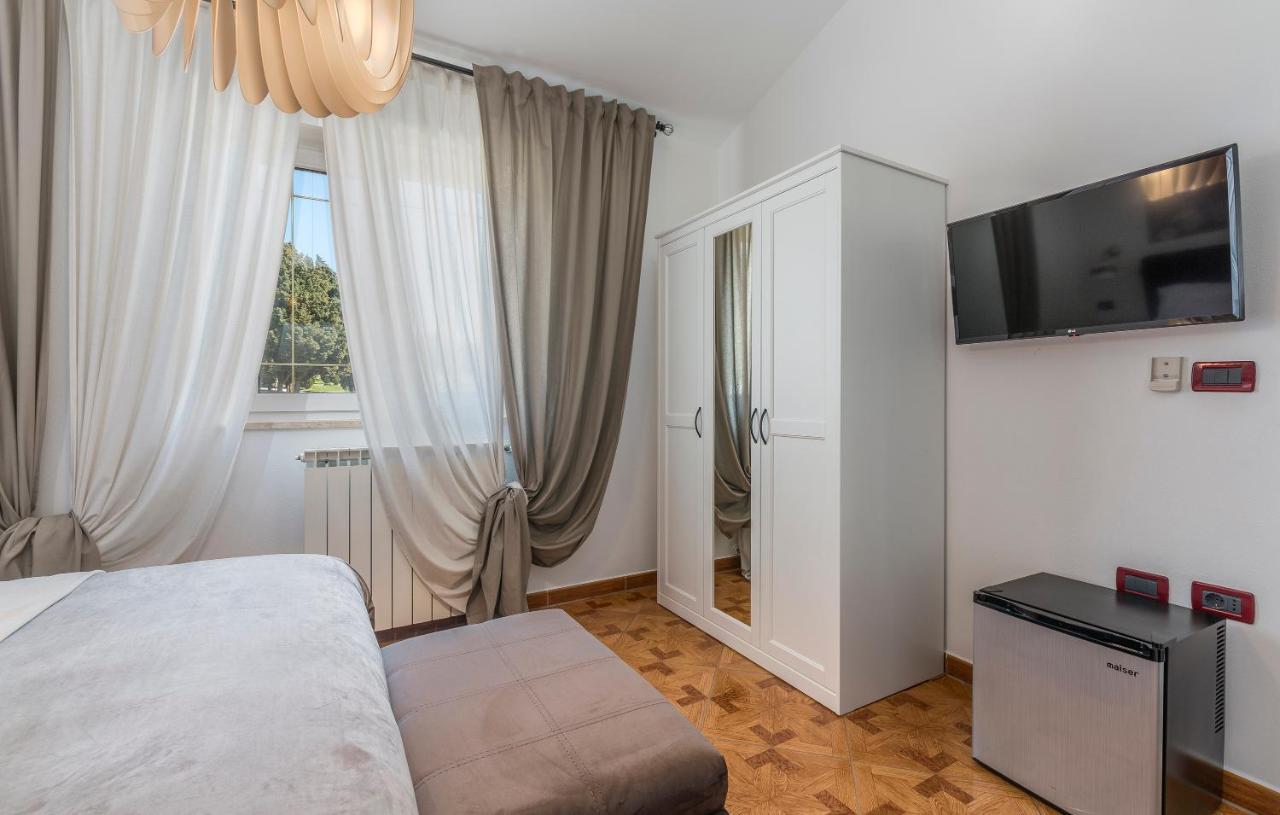 Habitación Doble con vistas al jardín