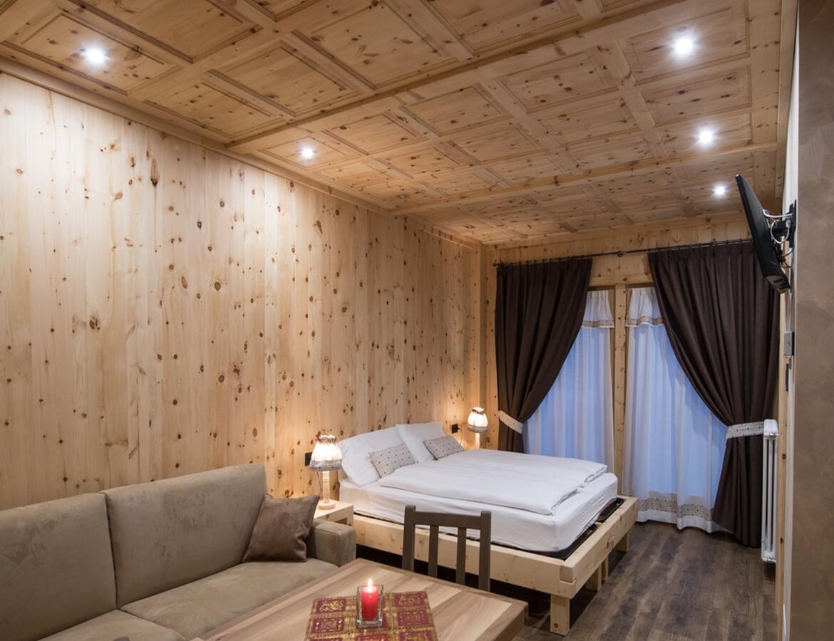 Studio with Sofa Bed