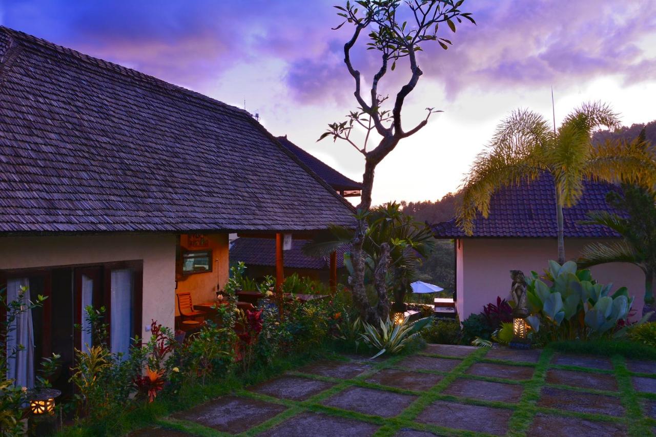 Arta Nadi Villa - B&B Sidemen