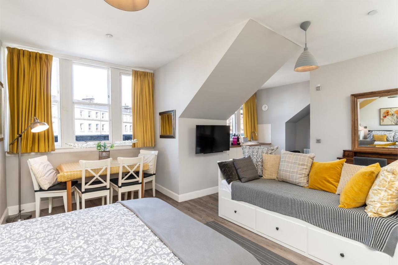 One-Bedroom Suite - 1
