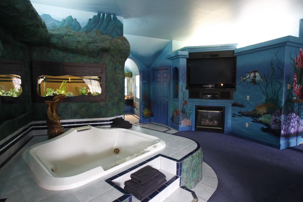 King Room - Atlantis Under the Sea Theme