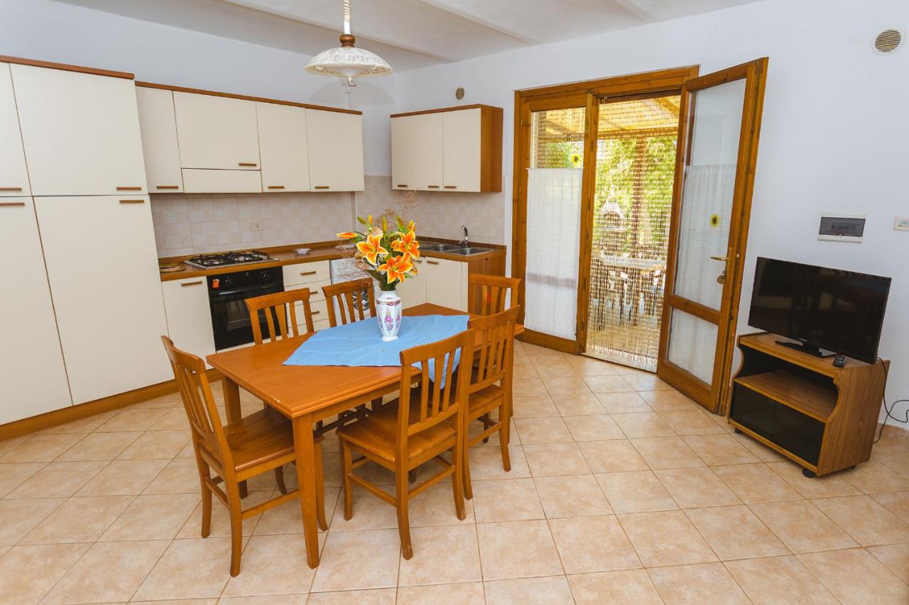 Apartamento de 1 dormitorio con jardín