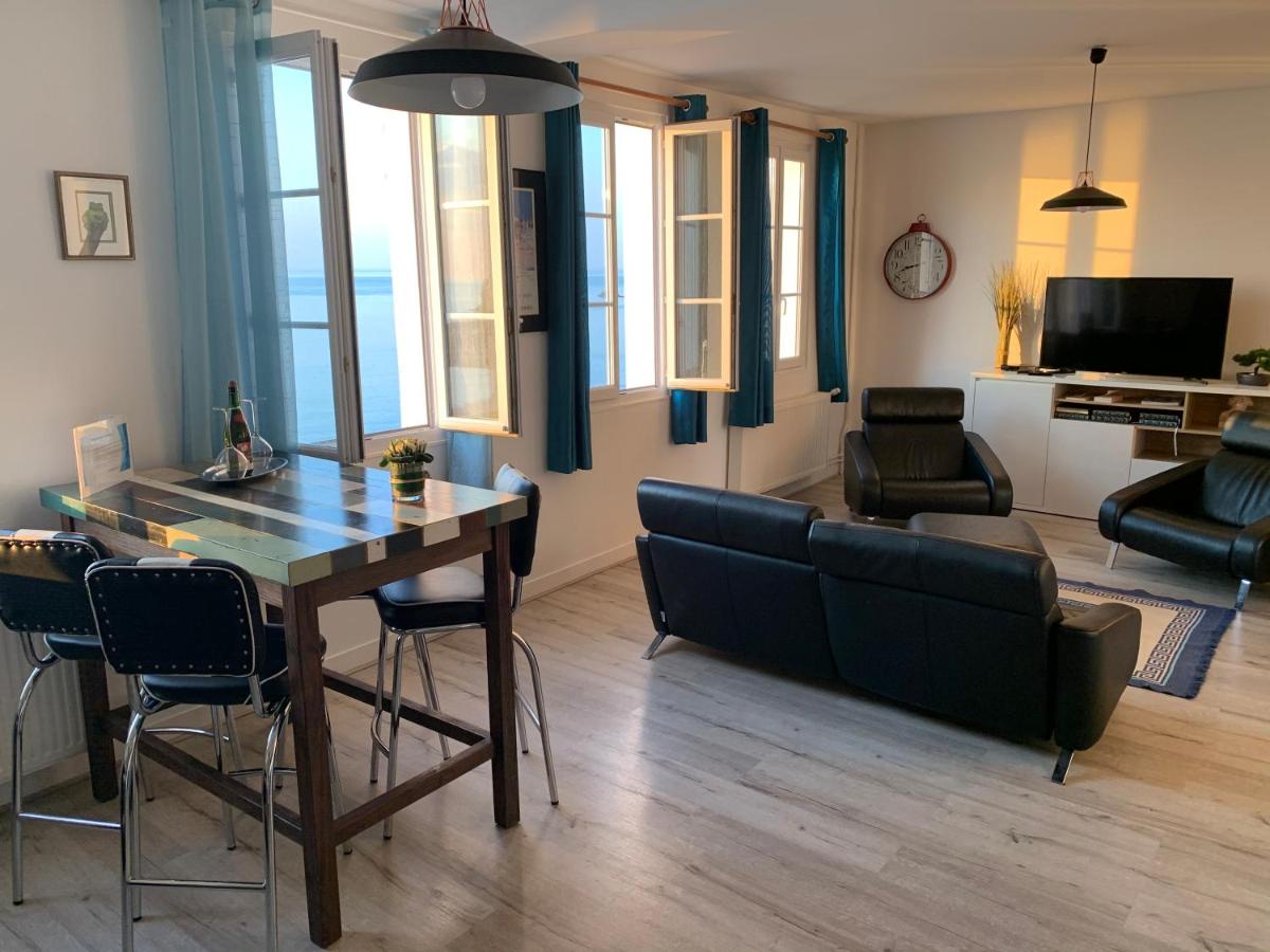 Two-Bedroom Apartment with Sea View - Third Floor