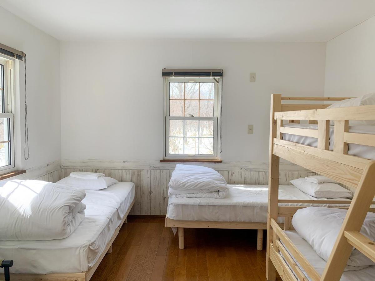 Vierbettzimmer mit Bad