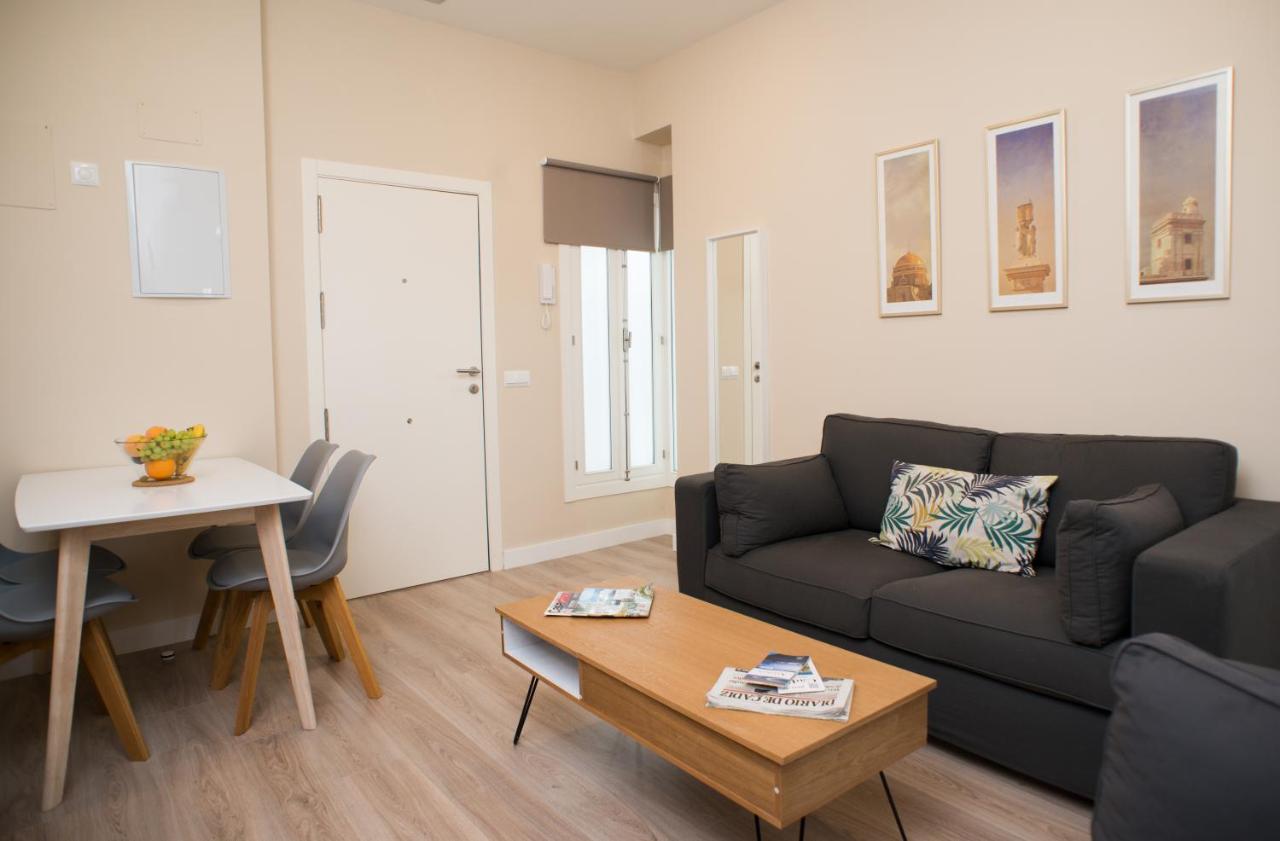 Two-Bedroom Apartment with Backyard