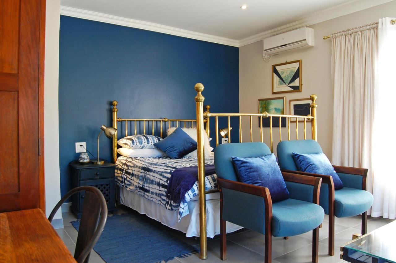 Classic Queen Room