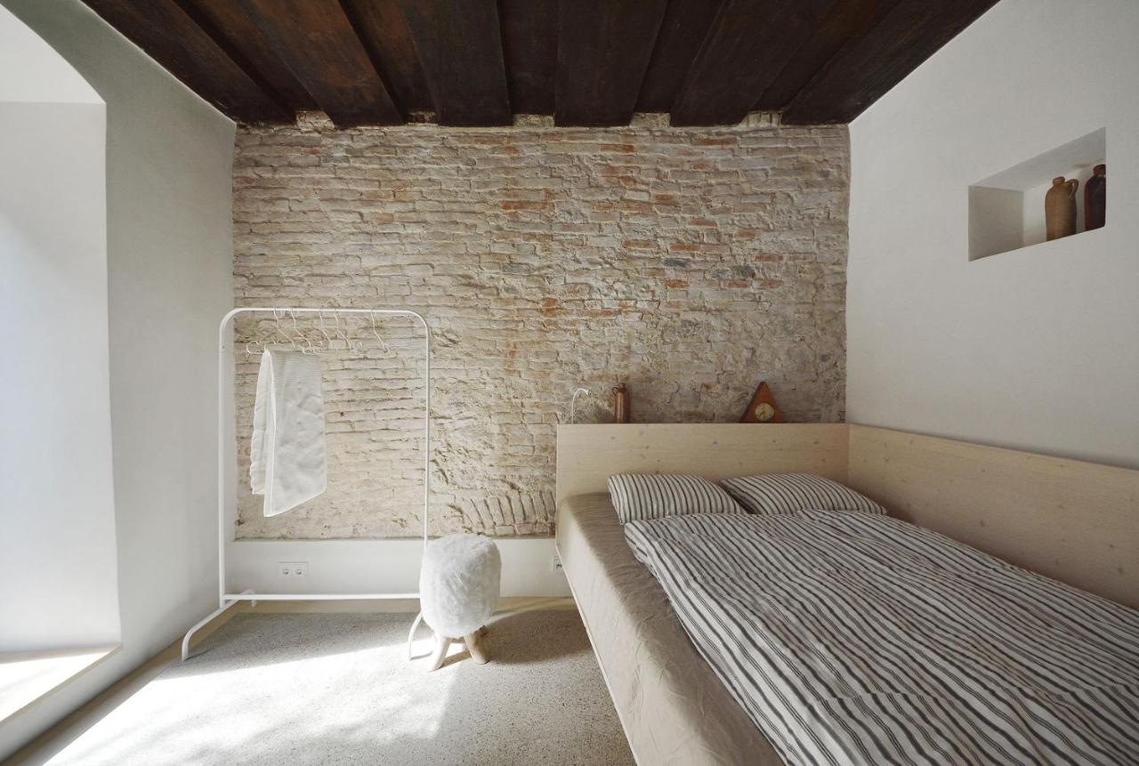 HÜBSCHES APARTMENT im Herzen von Linz - Bed and Breakfast