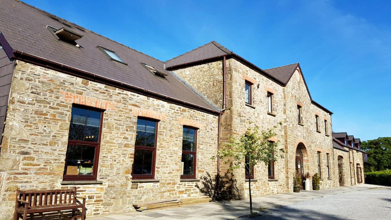 B&B Llangynin - LLety Cynin - Bed and Breakfast Llangynin