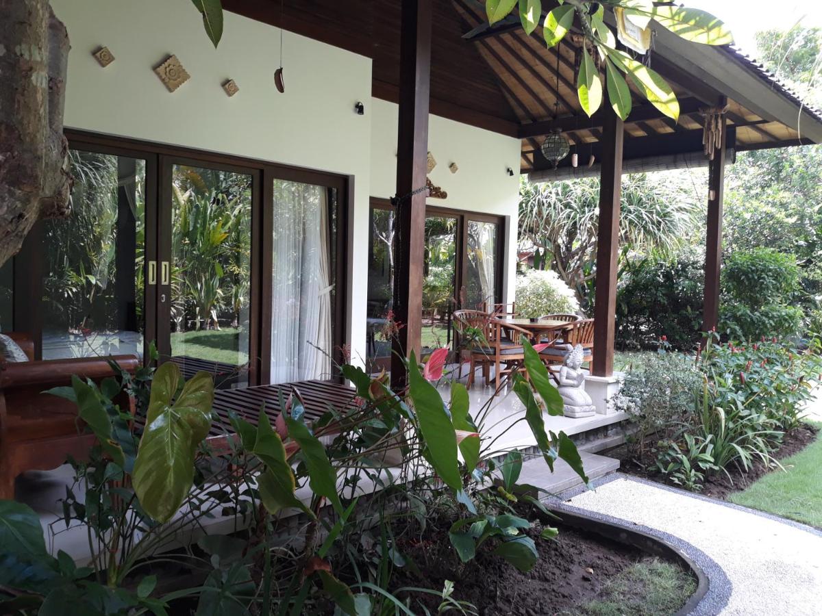 Villa Adi Lush