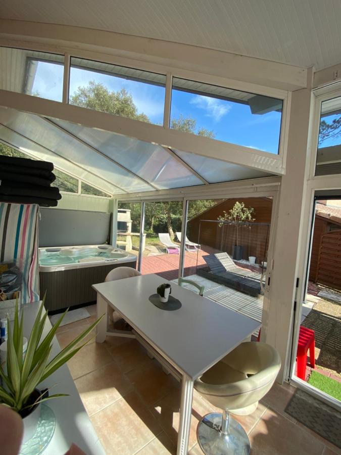 Villa Soustons Plage à 1,7km,Golf à 900m,Jacuzzi ,wifi,Bbq - B&B