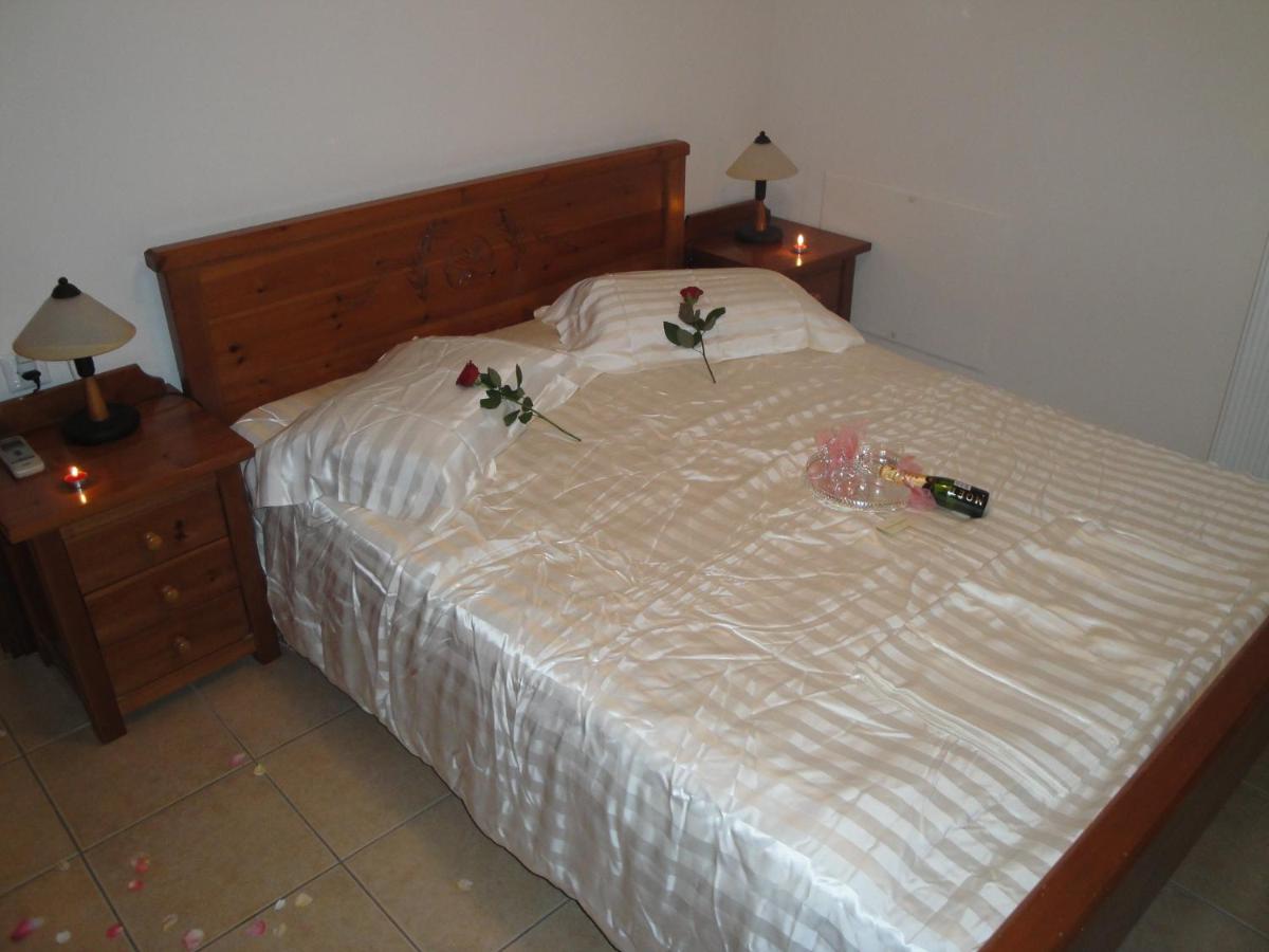 Estudio (4 adultos)