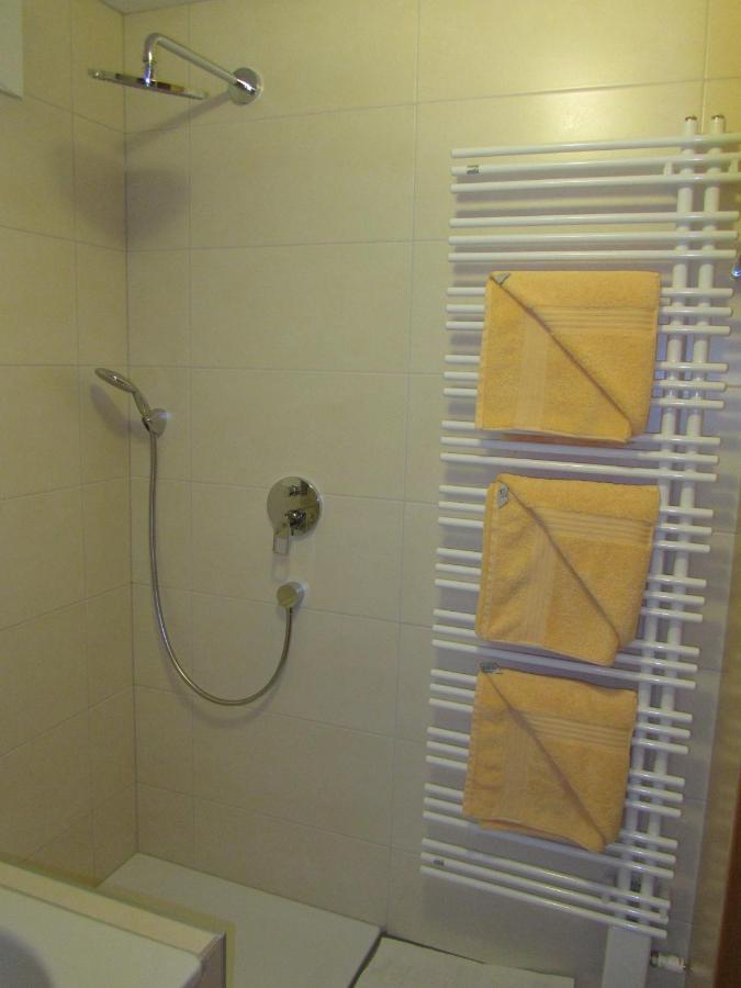 Apartamento de 3 dormitorios con balcón