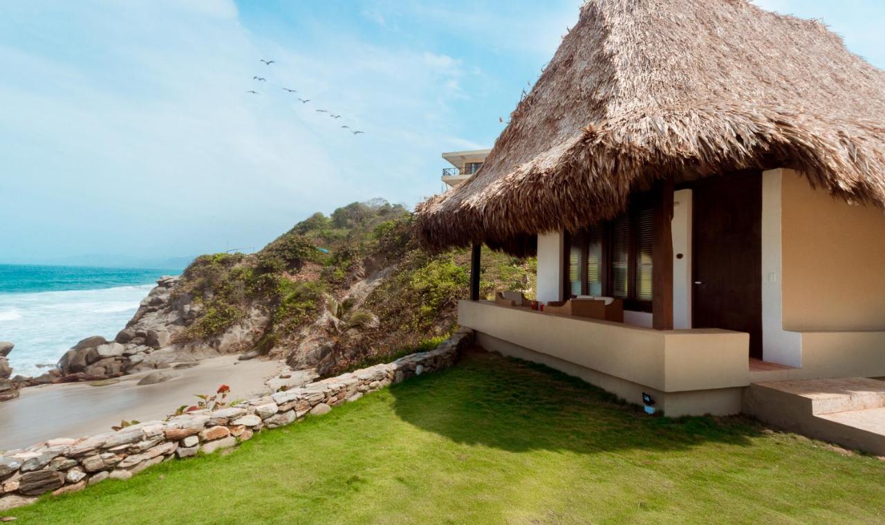 Deluxe Bungalow with Sea View