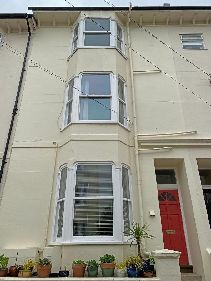 Central Garden Apartment - B&B The City of Brighton and Hove