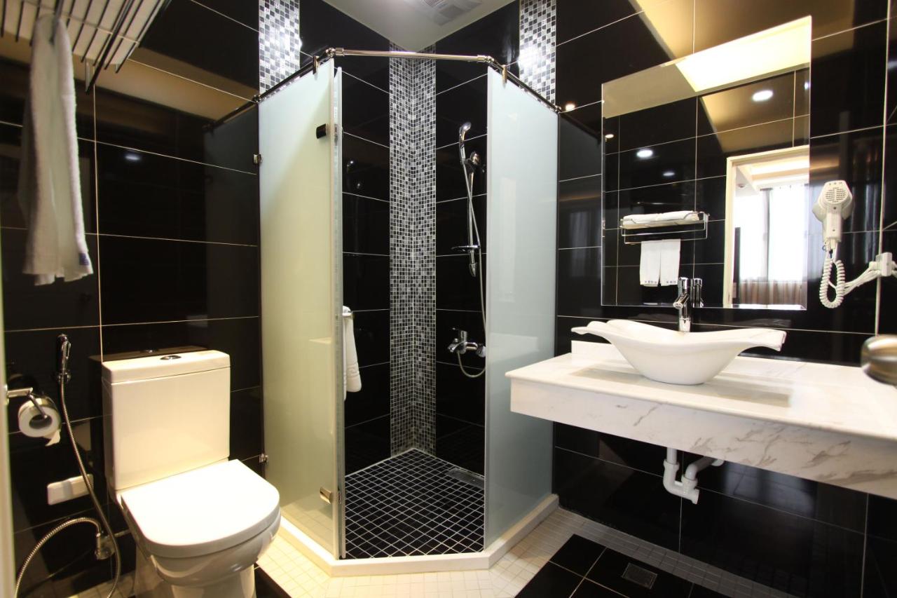 Superior Triple Room - No Window