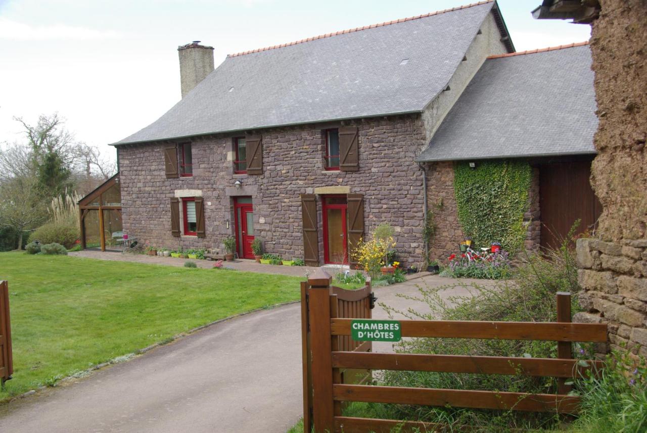Chambres d'hôtes La Fontaine Garel - Ferienwohnung Iffendic