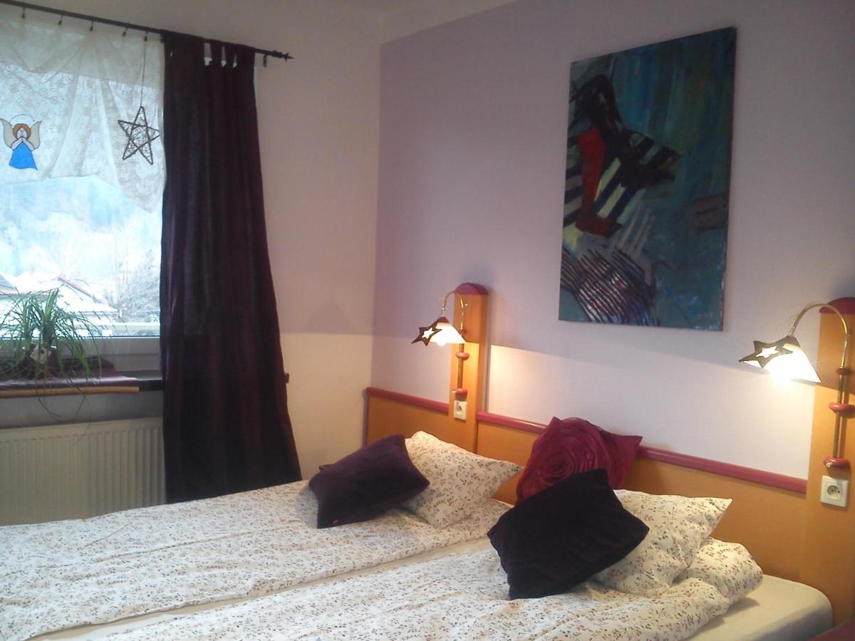 Familienzimmer mit Bergblick