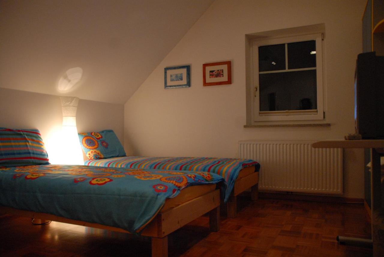 Studio avec Salle de Bains Commune