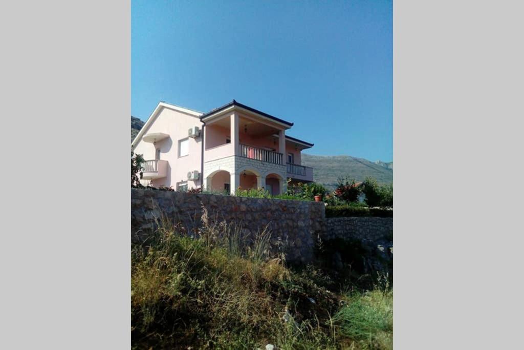 Sun garden apartment - Ferienwohnung Trebinje