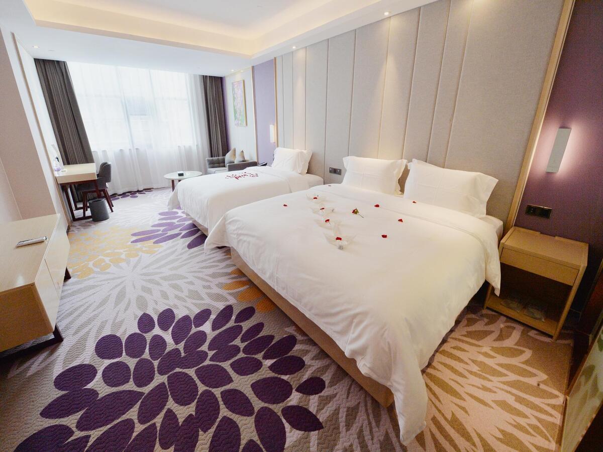 Lavande Hotels· Xingyi Jushan Avenue