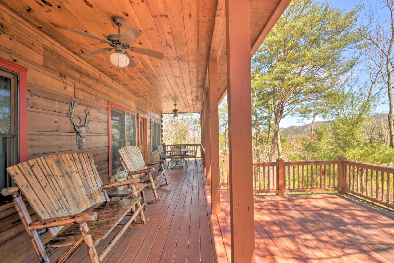 B&B Blue Ridge - Whitetail Retreat - Rustic Cabin with Mtn Views! - Bed and Breakfast Blue Ridge