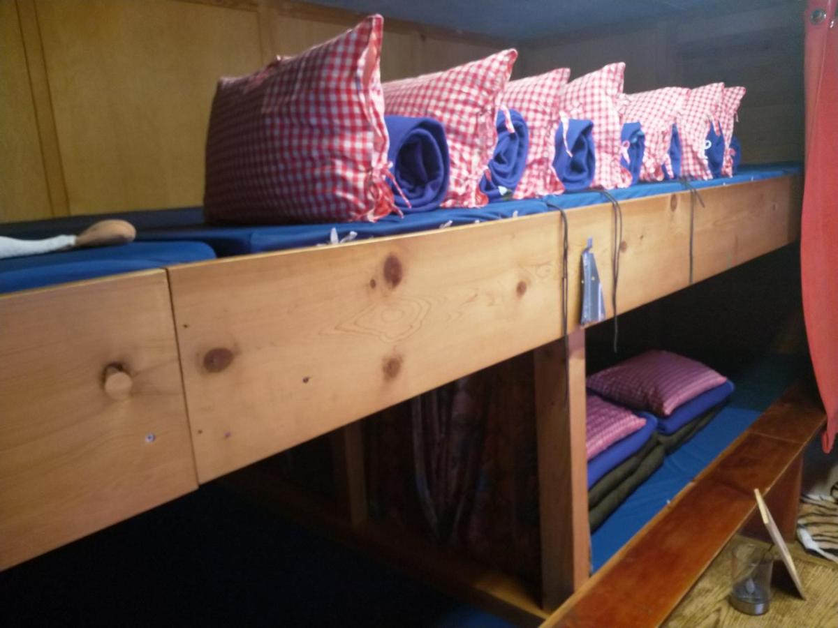 Mixed Dormitory Room