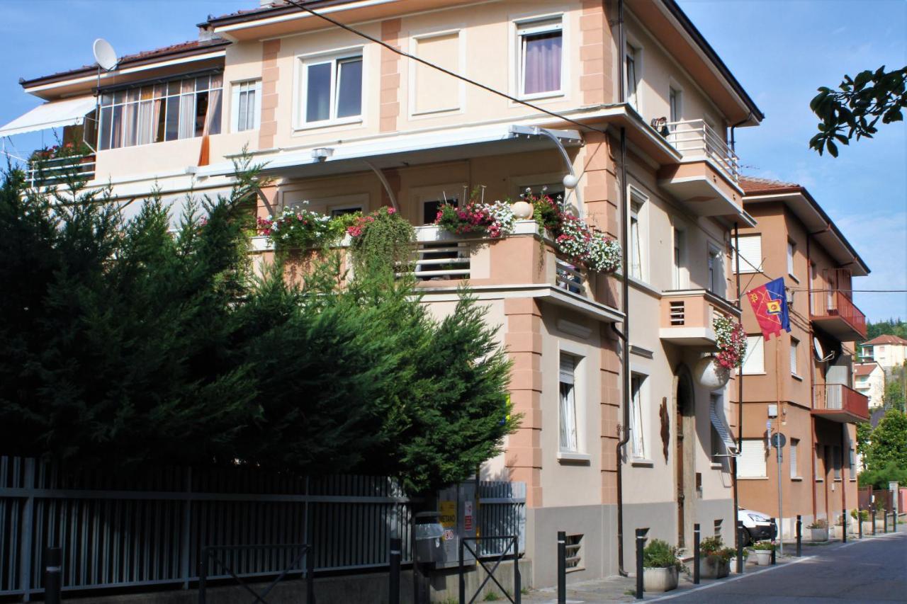 Studio (2 Adults)