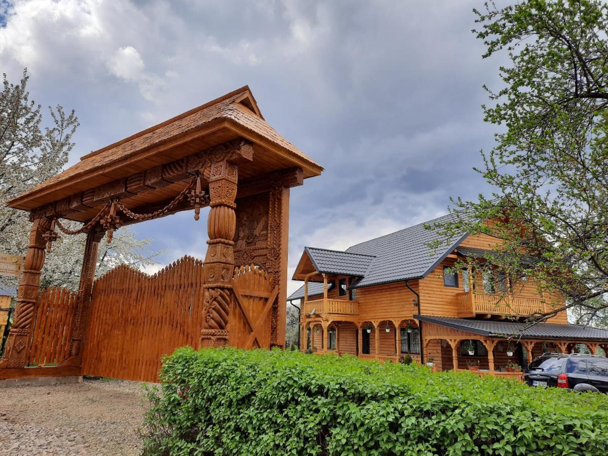 Casa Maramureșeană Larisa - B&B Breb