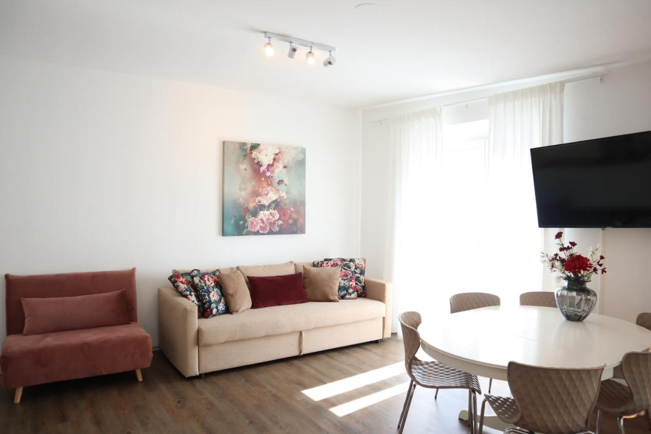B&B Graz - Bungalow Apartment FREE Parking & Self Check-in - Bed and Breakfast Graz