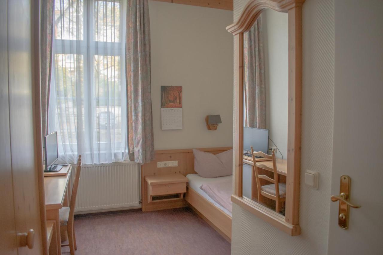 Single Room