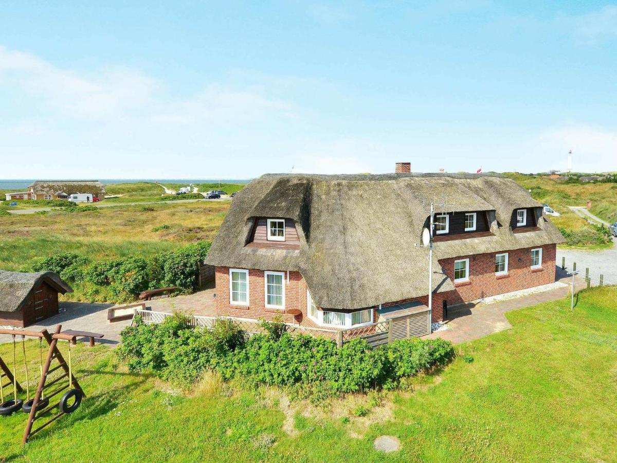 B&B Blåvand - Six-Bedroom Holiday home in Blåvand 1 - Bed and Breakfast Blåvand