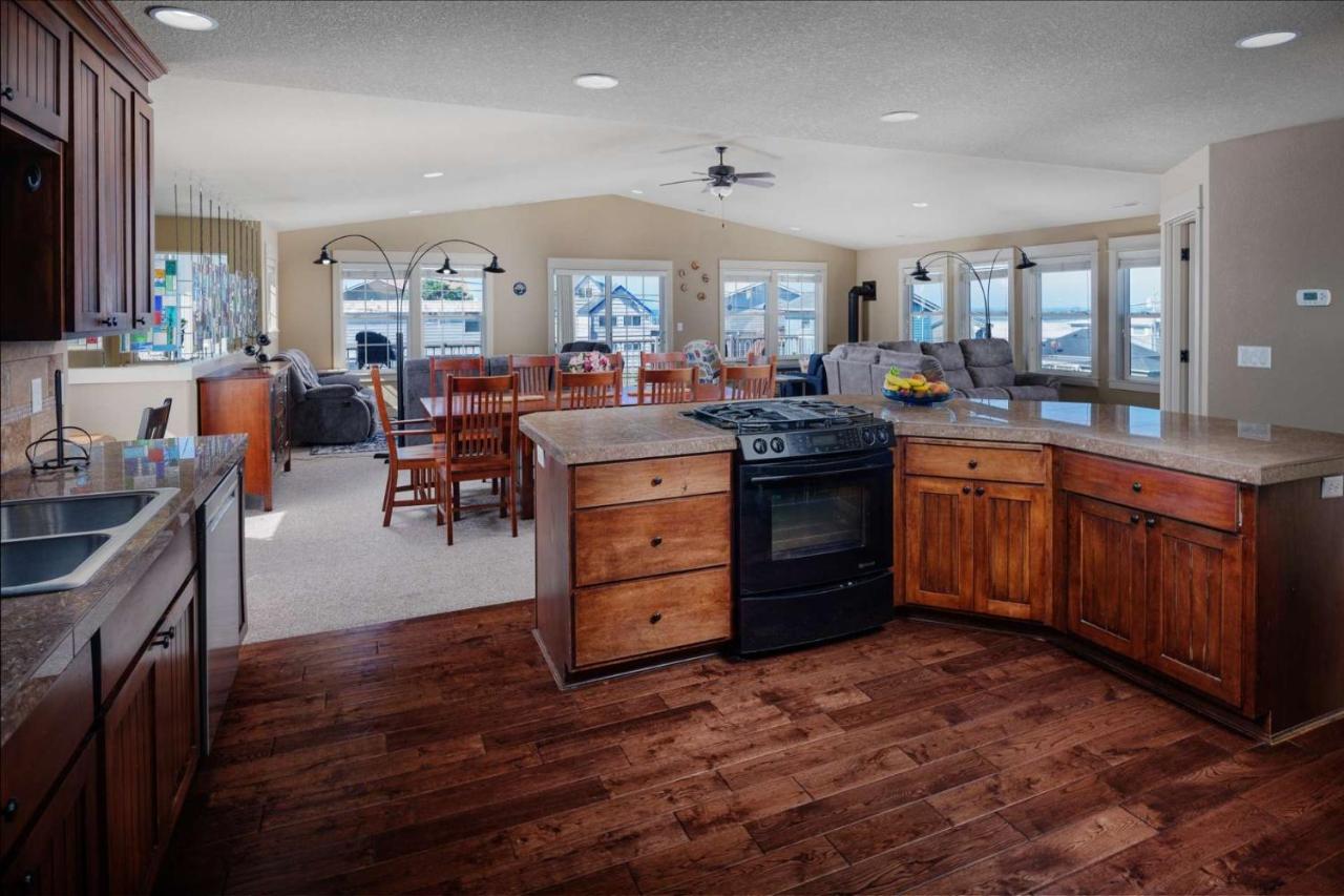 Pacifica - Ferienwohnung Lincoln City