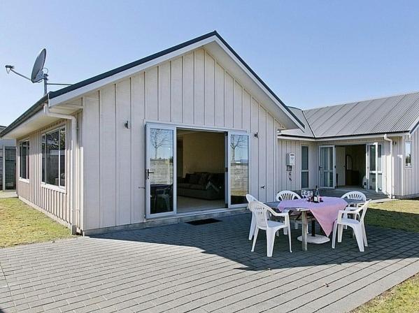 B&B Taupo - Lochaber Lodge - Acacia Bay Holiday Home - Bed and Breakfast Taupo