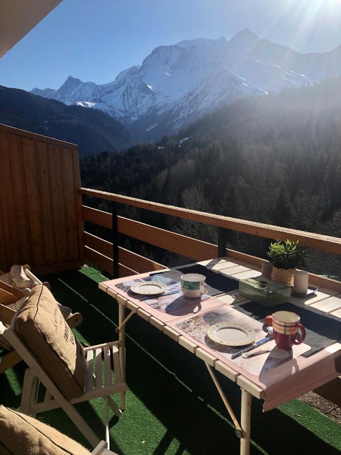 Studio with Mountain View