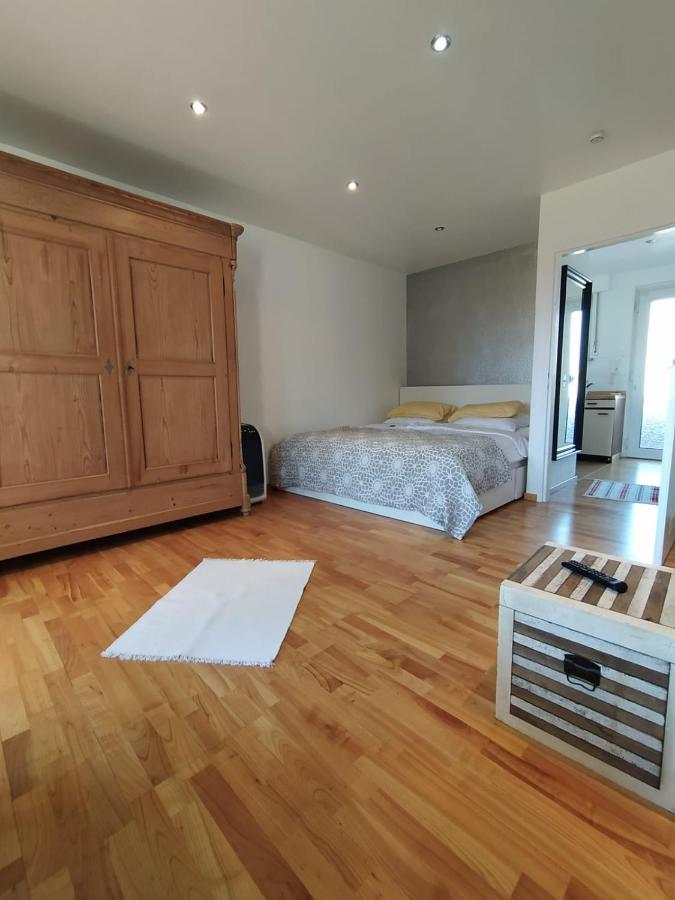 GL Single Town Apartment - Chambres d’hôtes Wiesbaden