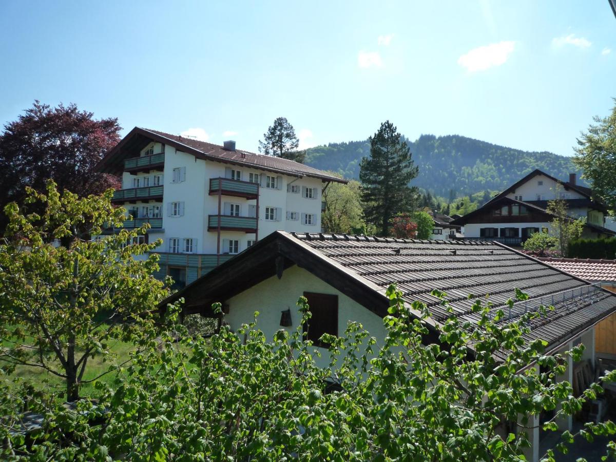 One-Bedroom Apartment with Balcony - No.11