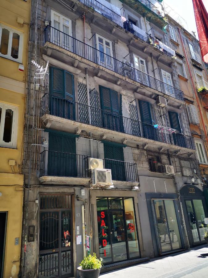 Casa Cupiello Via Chiaia - Casa Vacanze ad uso Esclusivo - B&B Napoli