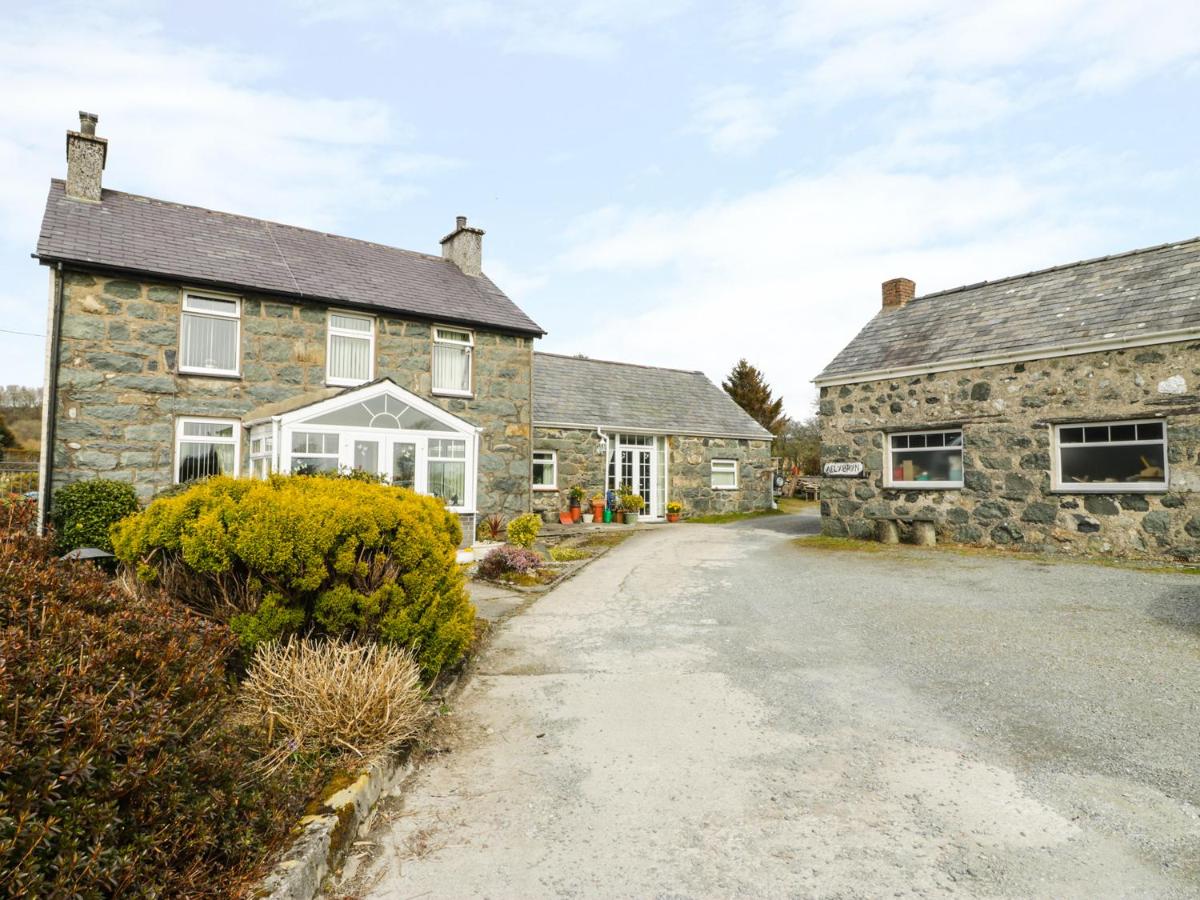 B&B Dolbenmaen - Bwthyn Ael Y Bryn - Bed and Breakfast Dolbenmaen