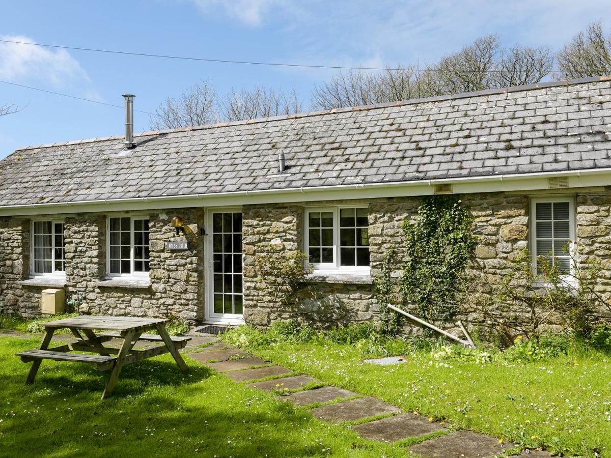 B&B Camelford - Old Mill Cottage - Bed and Breakfast Camelford