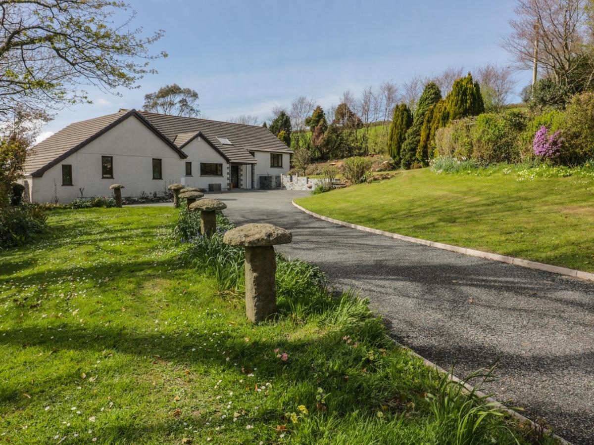 B&B Launceston - Higher Kernick Farm - Bed and Breakfast Launceston